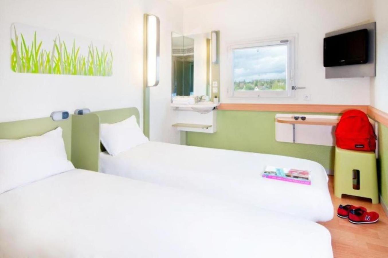 Ibis Budget Marseille Aeroport Provence Vitrolles  Eksteriør bilde