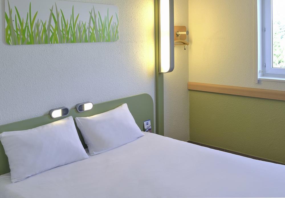 Ibis Budget Marseille Aeroport Provence Vitrolles  Eksteriør bilde